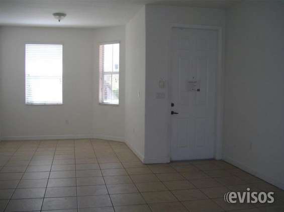 Townhouse-for-rent-in-doral