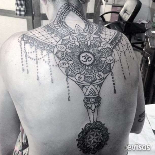 Idea de tatuaje para la espalda.